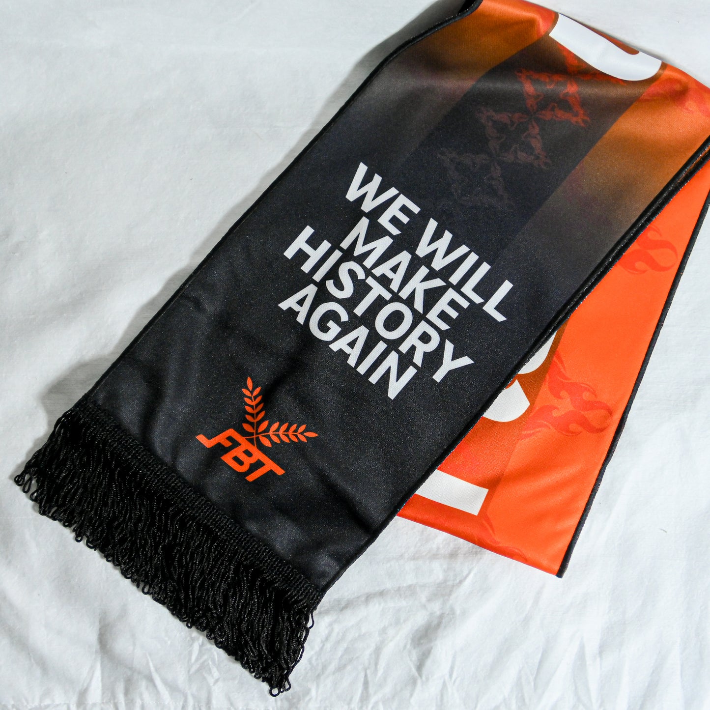 Scarf : ผ้าพันคอประจำฤดูกาล 2025/26